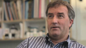 How temperature (hot/cold) can increase risk of heart attacks and strokes (blood clotting)